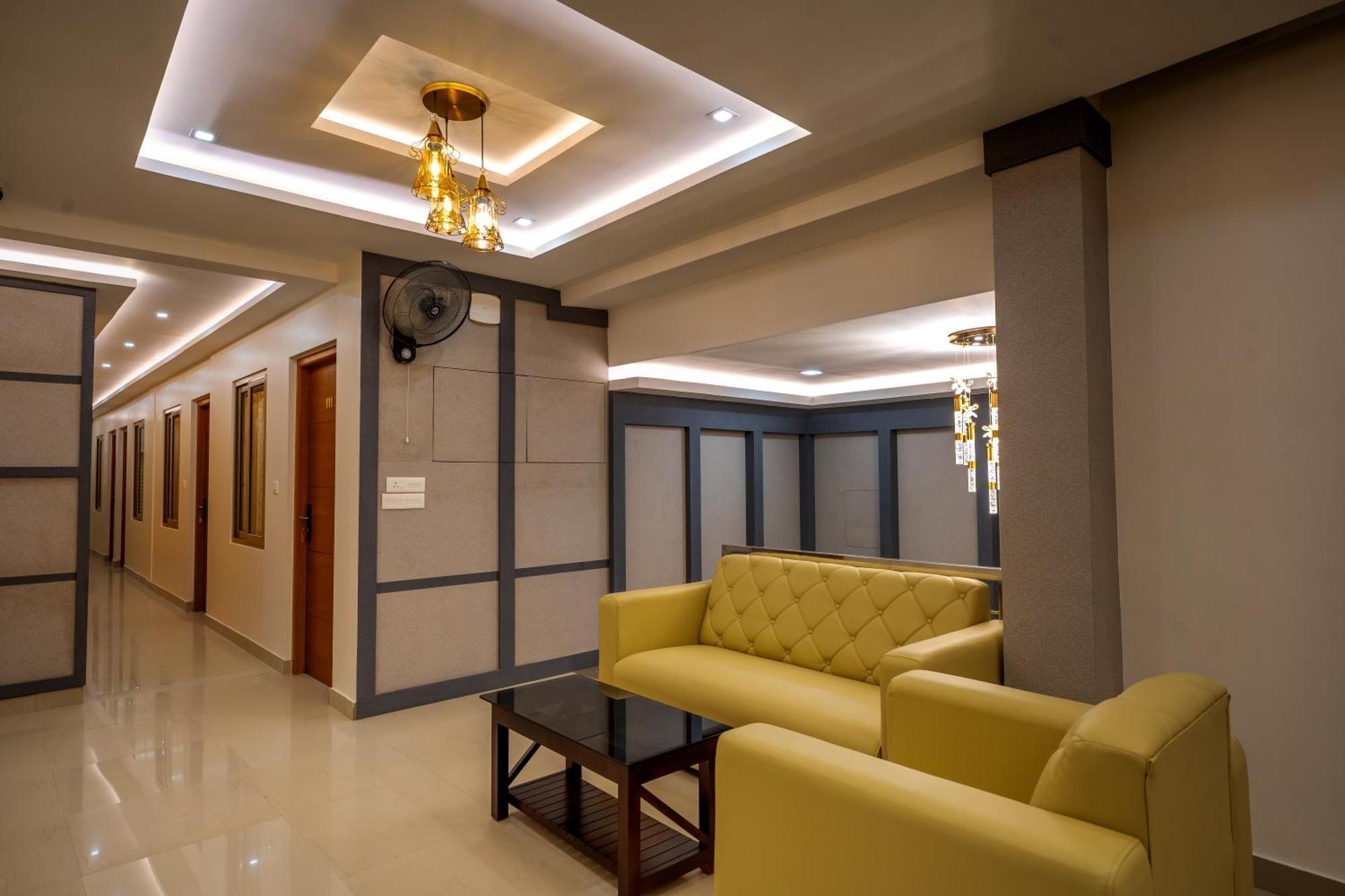 فندق Metro Residency Tirur المظهر الخارجي الصورة